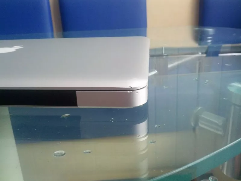 Apple Macbook Pro (mс 700) 7