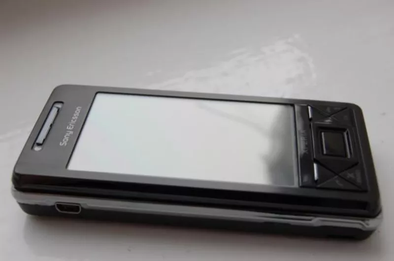 Продам мобильный телефон Sony Ericsson XPERIA X1 + 8GB microSD